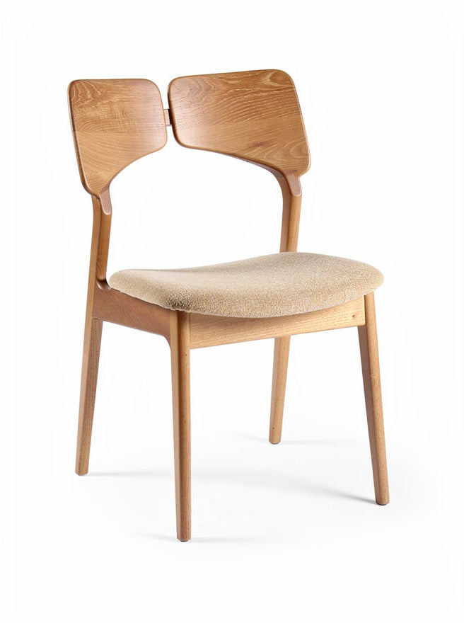 Technische Titel: "Moderne Houten Stoel met Dubbele Rugleuning en Leren Zitting"